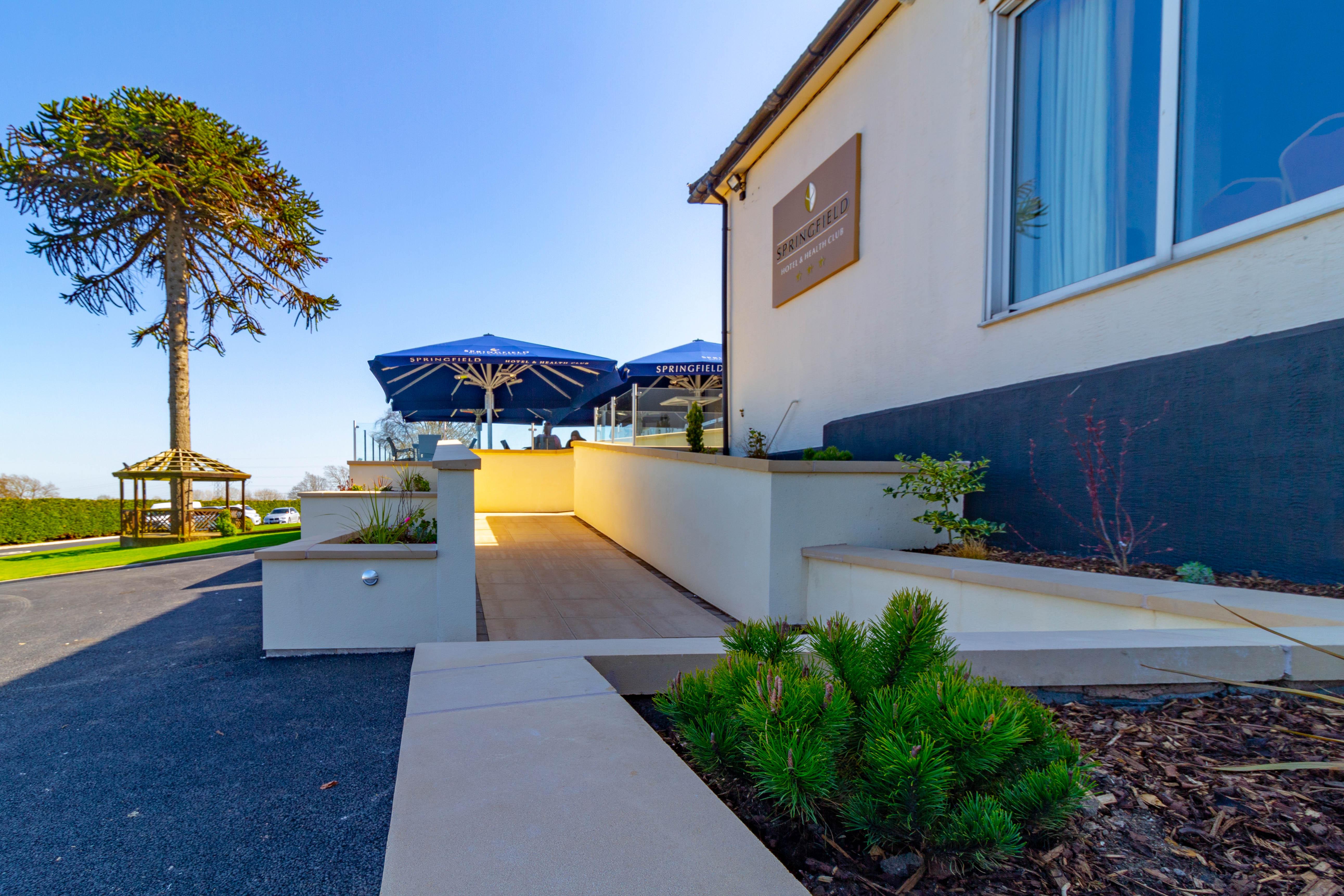 Halkyn Springfield Hotel & Health Club מראה חיצוני תמונה